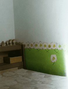 Border Bunga Pada Dinding