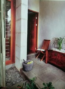 Teras Menawan dan Fungsional